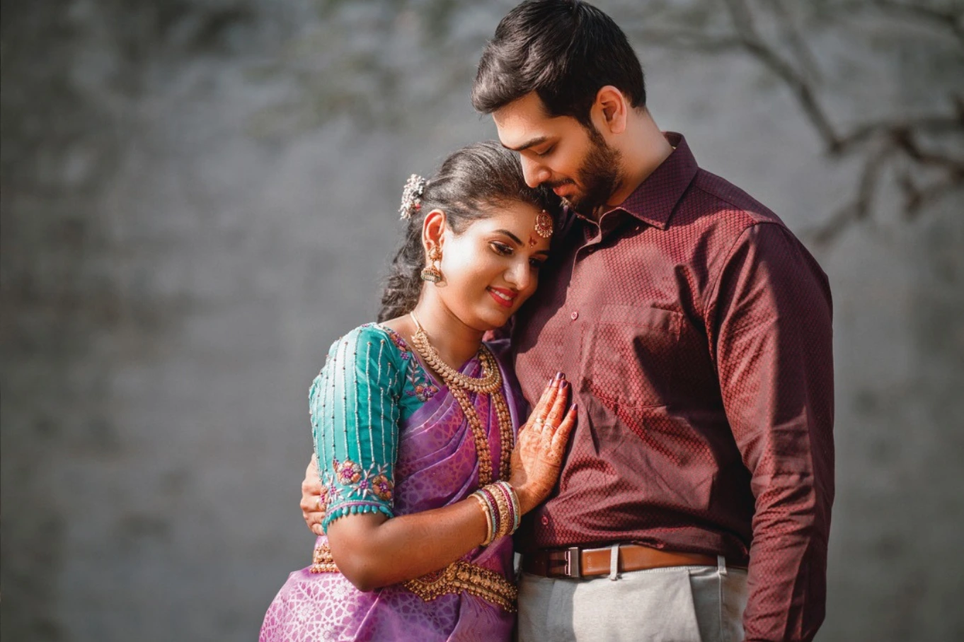 Beautiful engagement portraits by RJ Photography, Gudiyattam